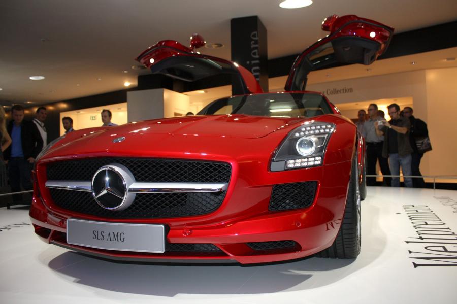  Mercedes-Benz SLS AMG 2010 года  (фото 101 из 526)